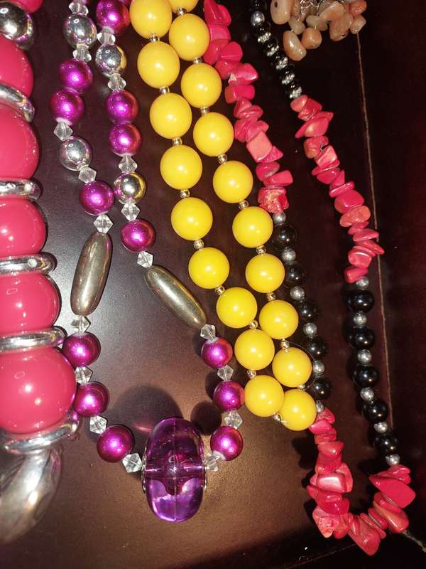 A JOB LOT COSTUME NECKLACES SOLD AS IS
