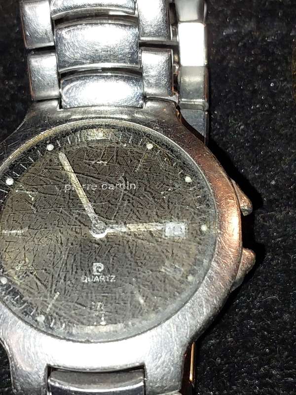 A JOB LOT WOMAN`S WRISTWATCHES SOLD AS IS NOT TESTED