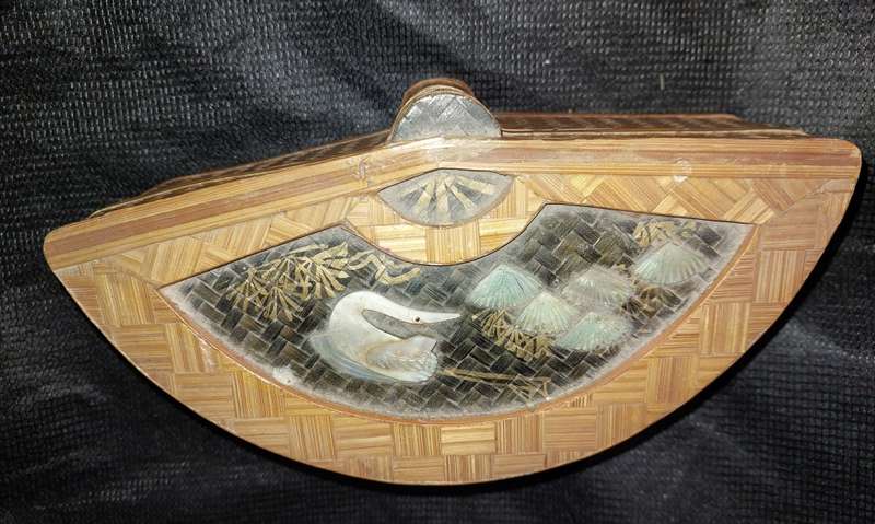 A VINTAGE ART DECOR BAMBO DESIGN WITH MOTHER-OF-PEARL