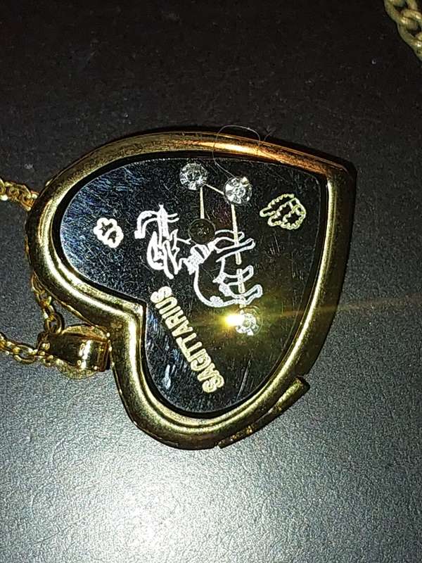 A DISCERNING LADY`S VINTAGE COLLECTION OF COSTUME NECKLACES SOLD AS IS