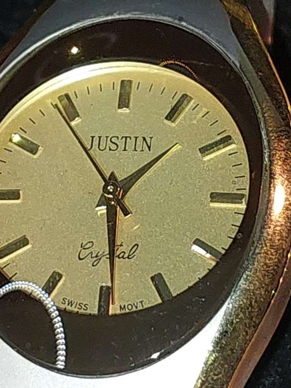 A BULK COLLECTION VINTAGE LADY`S WATCHES