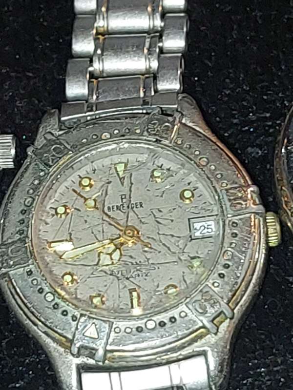 A BULK COLLECTION VINTAGE LADY`S WATCHES