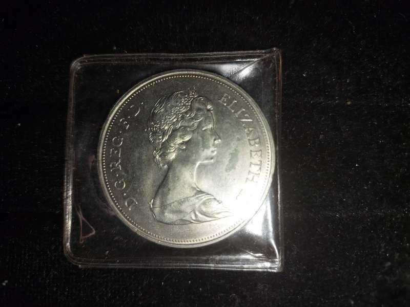 HER MAJESTY THE QUEEN ELIZABETH AND PRINCE PHILLIP`S ANNIVERSARY COIN