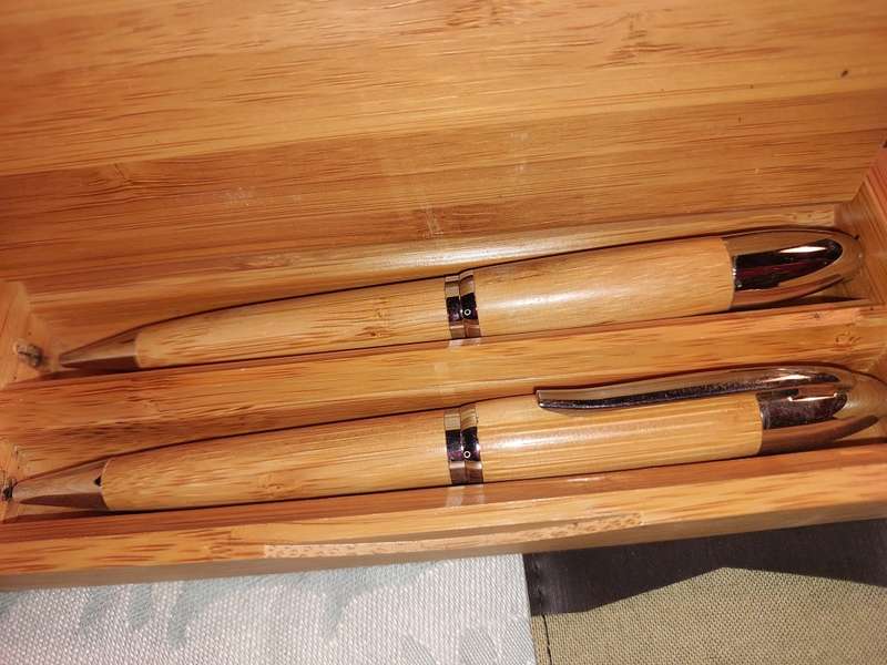 A COLLECTION OF BALLPENS SOLD AS IS