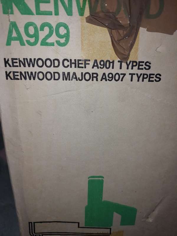 A COMPLETE OLD NEW STOCK KENWOOD CHEF A929