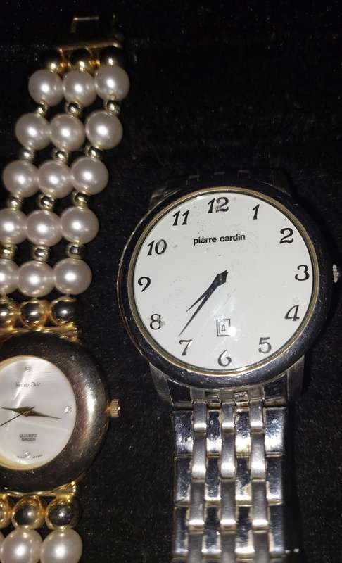 A COLLECTION OF LADY`S DRESS WATCHES