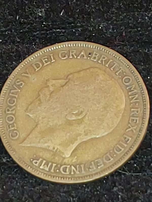 AN ANTIQUE COIN COLLECTION OF 9 ONE PENNY COINS UK