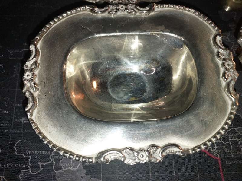 FOUR VINTAGE SILVER PLATED EDWARDIAN DESIGN FINGER TRAYS