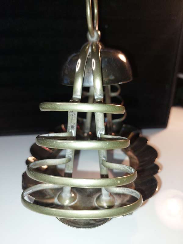 A VINTAGE BREAKFAST TOAST  SERVING STAND SILVER PLATED  SOLD AS IS