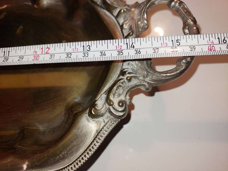 A VINTAGE RECTANGULAR VICTORIAN SERVING TRAY