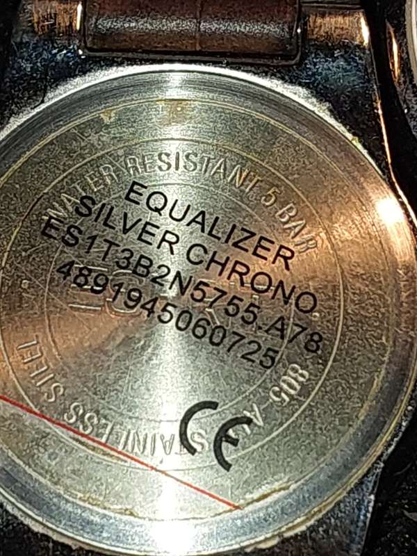 A JOB LOT FANCY DRESS WATCHES SOLD AS IS NOT TESTED