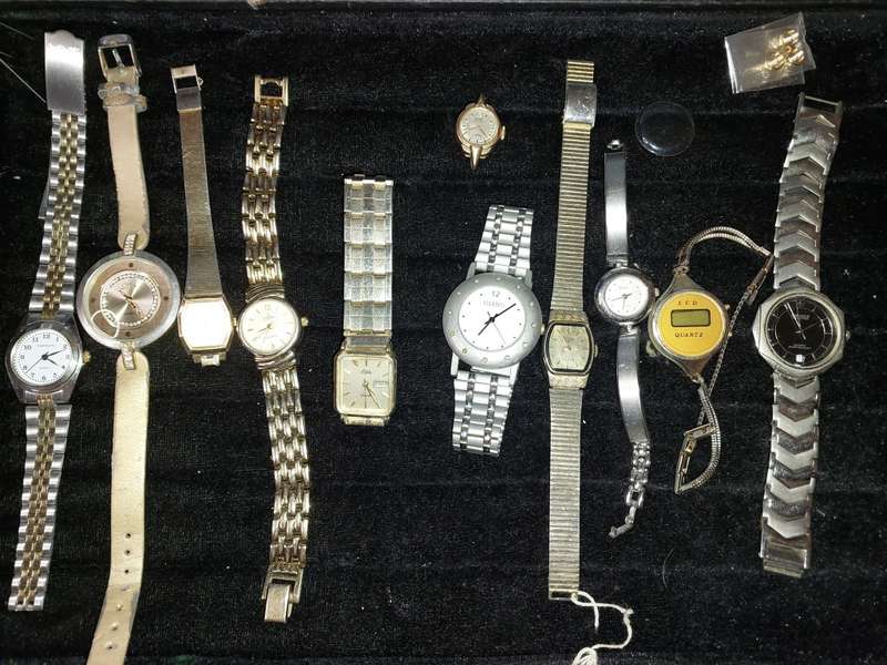 A VINTAGE JOB LOT WOMANS WATCHES SOLD AS IS NOT TESTED