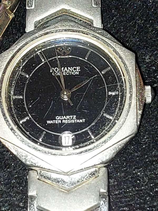 A VINTAGE JOB LOT WOMANS WATCHES SOLD AS IS NOT TESTED