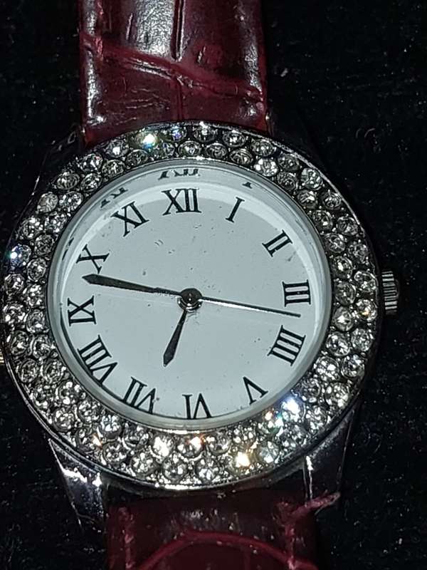 A COLLECTION OF QUARTZ WATCHES FOR THE LADIES