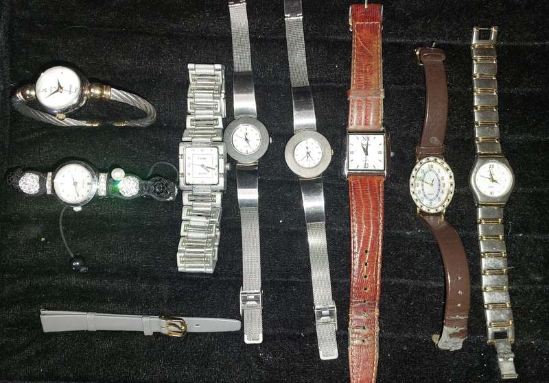A COLLECTION OF ELEGANT LADIES WRIST WATCHES