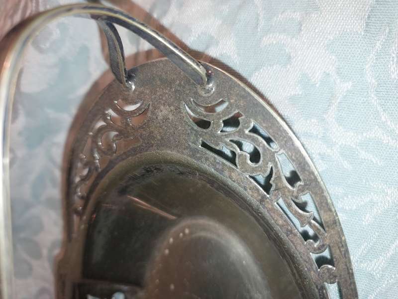 AN ANTIQUE EPNS EDWARDIAN SERVING BASKET TRAY