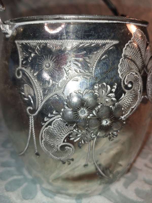 A VINTAGE ICE BUCKET WITH HALLMARKS AND A REGISTRATION NUMBER