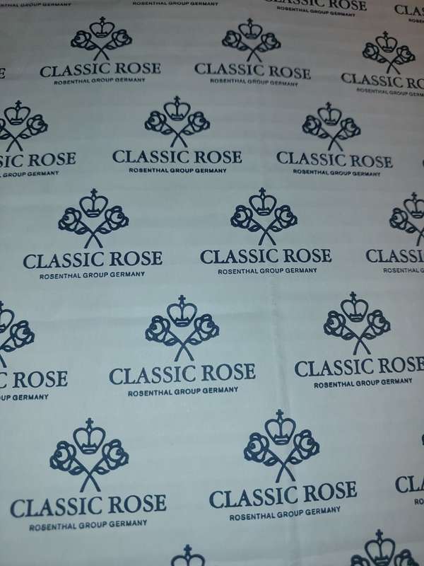 A CLASSIC ROSE ROSENTHAL GERMANY OVAL PORCELAIN DISH