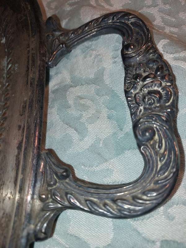 A VINTAGE VICTORIAN SILVER PLATED SERVING TRAY