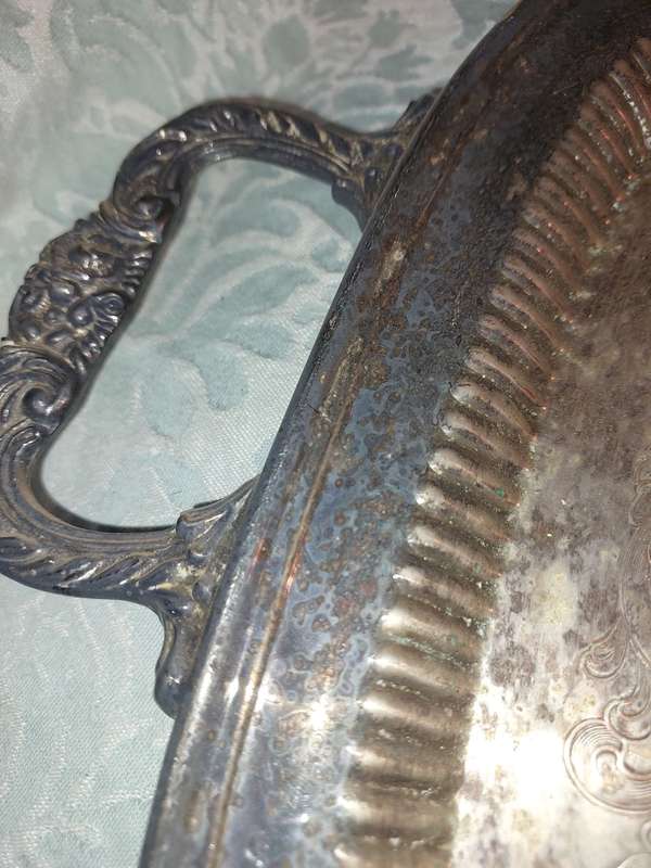 A VINTAGE VICTORIAN SILVER PLATED SERVING TRAY