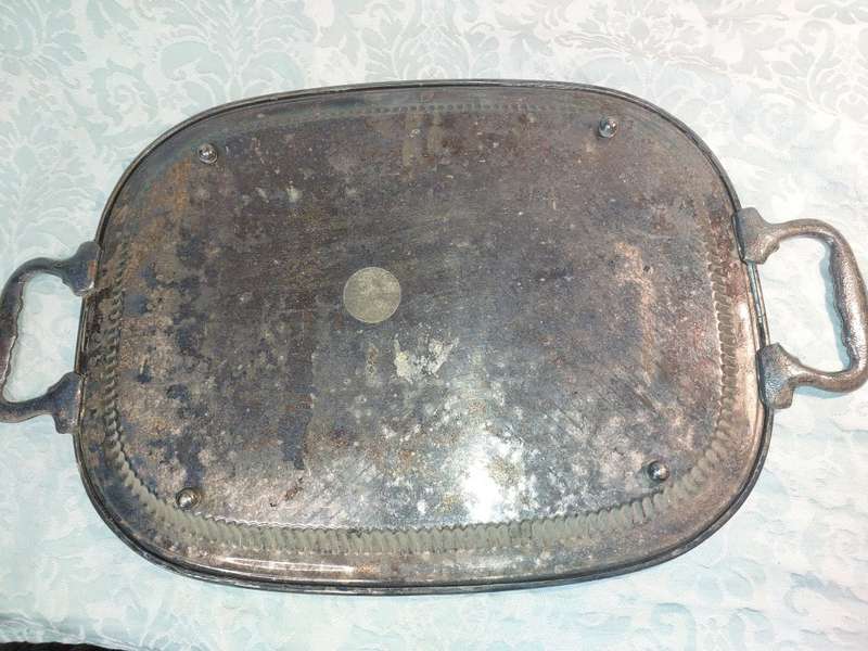 A VINTAGE VICTORIAN SILVER PLATED SERVING TRAY