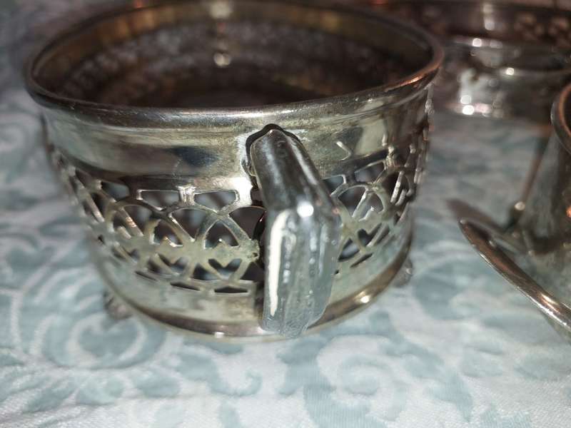 A JOB LOT VINTAGE VICTORIAN SILVER PLATED TRAY HOLDERS