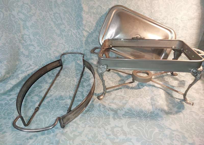 TWO VINTAGE BAINMERY FRAMES SOLD AS IS