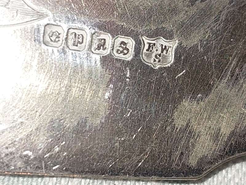 A COLLECTION OF BONE HANDLED CUTLERY SOLD AS IS