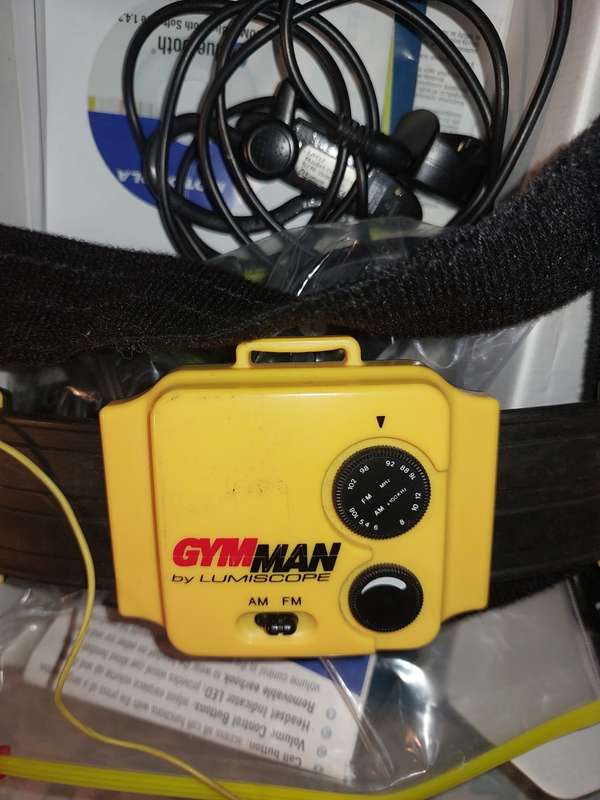 A JOB LOT GYM ELECTRONICS SOLD AS IS NOT TESTED