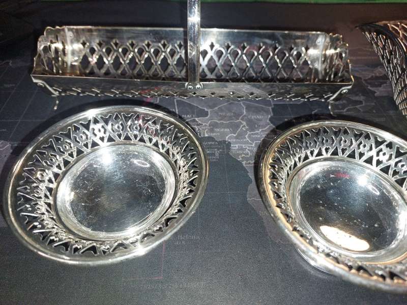 A VINTAGE COLLECTION SILVER SILVER-PLATED SERVING TRAY BASKETS