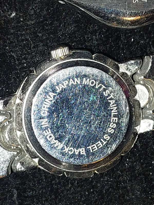 A COLLECTION OF POPULAR BRANDED WRISTWATCHES SOLD AS IS NOT TESTED
