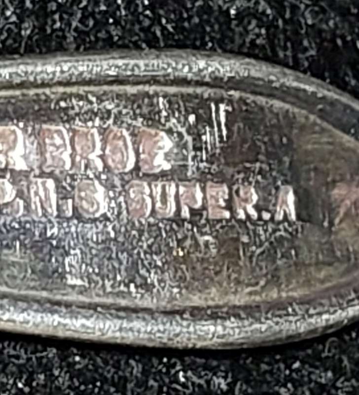 A SET OF 11 LAZAR BROS PRETORIA EPNS SUPERA TEASPOONS