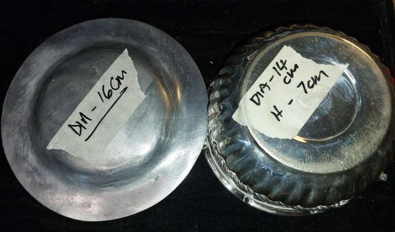 TWO VINTAGE ORNATE ART DECOR ALUMINUM ALLOY SERVING PLATE AND A SILVER PLATED BOWL