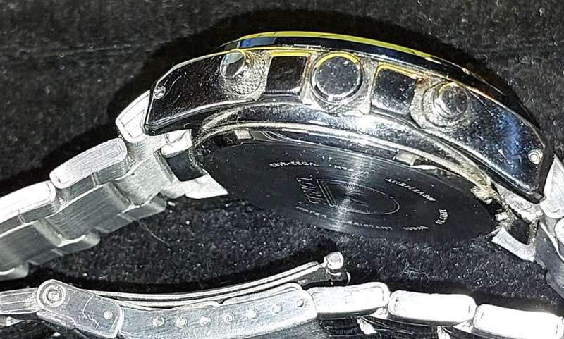 A LORUS CHRONOGRAPH MEN WATCH 100 M TACKYMETER SS
