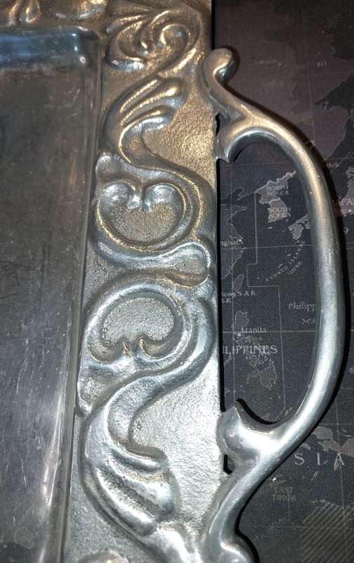AN ART DECOR ALUMINIUM ALLOY HANDCRAFTED RECTANGULAR SERVING TRAY