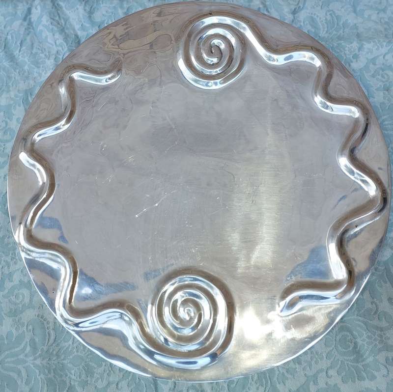 AN ART DECOR ORNATE SI COMO PEWTER-MADE IN MEXICO CAKE STAND