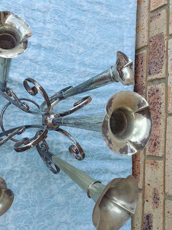 A VINTAGE FIVE STEM EPERGNE EPNS SOLD AS IS