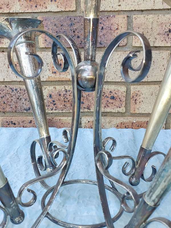 A VINTAGE FIVE STEM EPERGNE EPNS SOLD AS IS