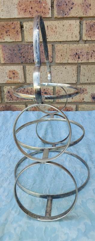 A VINTAGE 3 TIER AFTERNOON TEA STAND EPNS