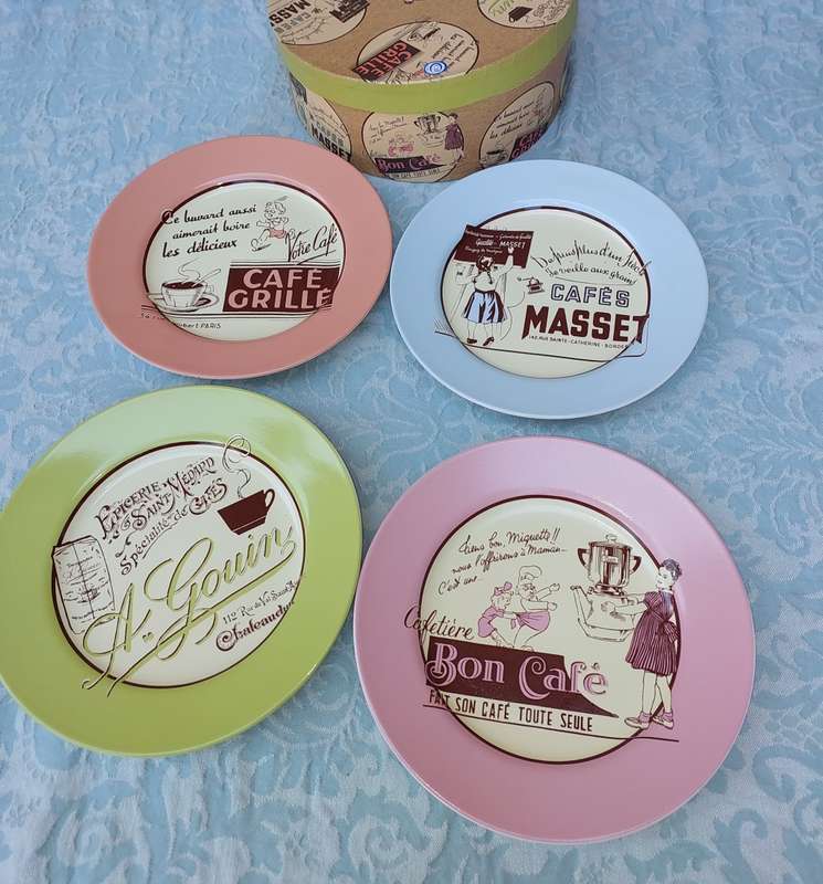A SET OF 6 ART DECOR  DESERT PLATES BY ROSSANA  SOLD AS IS