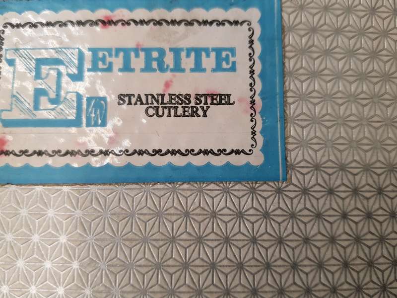A BACHELORS EETRITE CUTTLERY SET