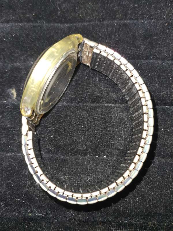 A RARE SWATCH AUTOMATIC WRIST WATCH WORKING
