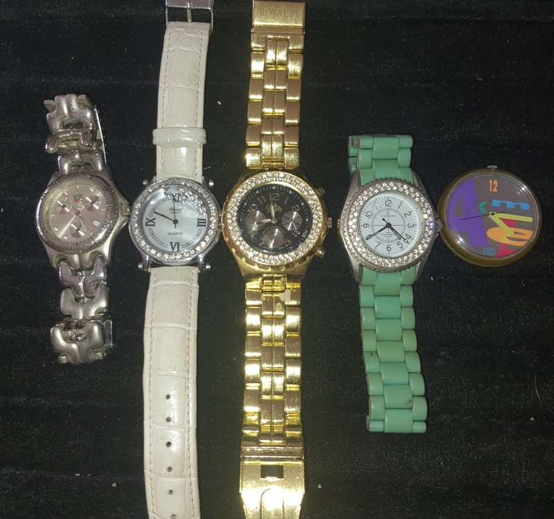 A JOB LOT FANCY DRESS WRIST WATCHES