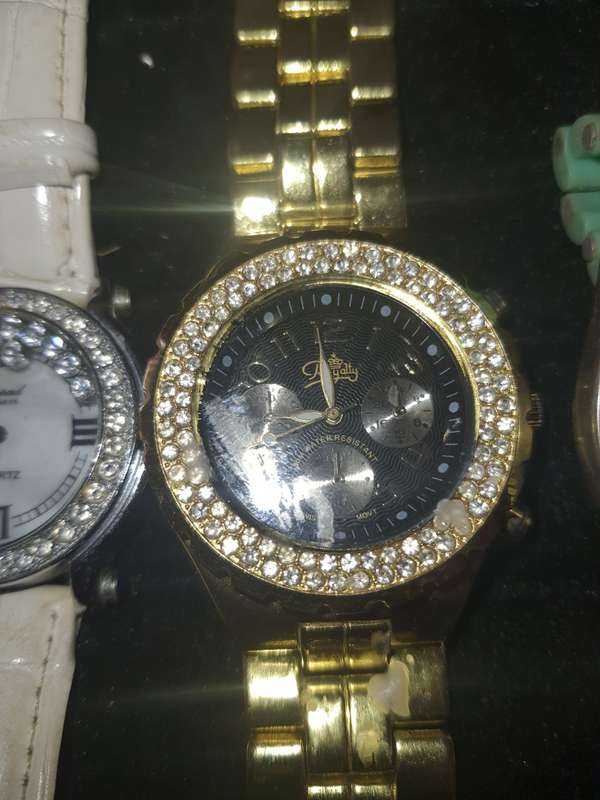 A JOB LOT FANCY DRESS WRIST WATCHES