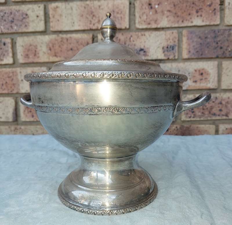 A VINTAGE EPNS TURINE Edwardian design