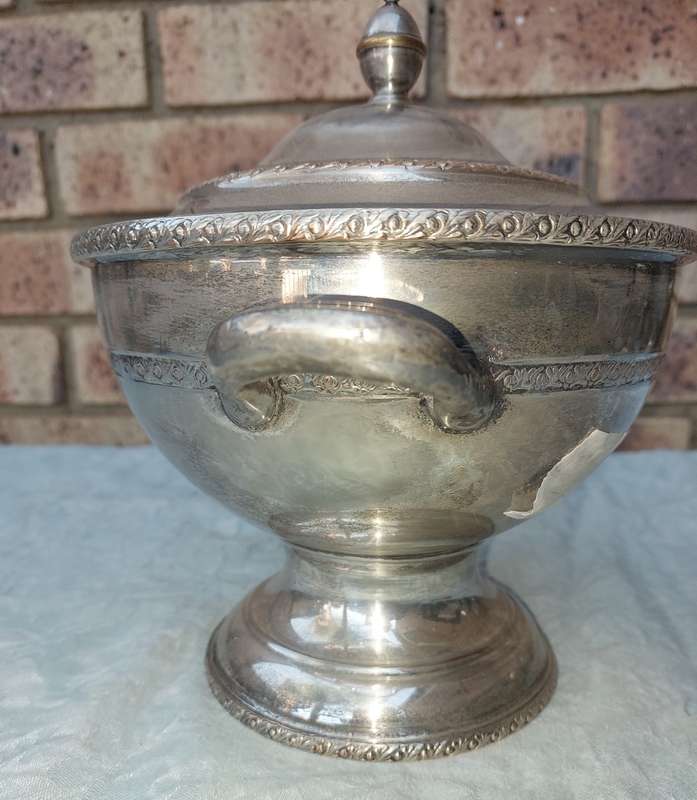 A VINTAGE EPNS TURINE Edwardian design