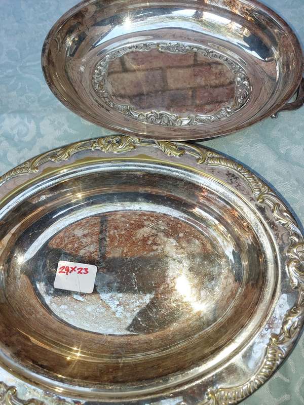 A COLLECTION OF 3 ANTIQUE SILVER PLATED VICTORIAN ENGLISH  TURINES