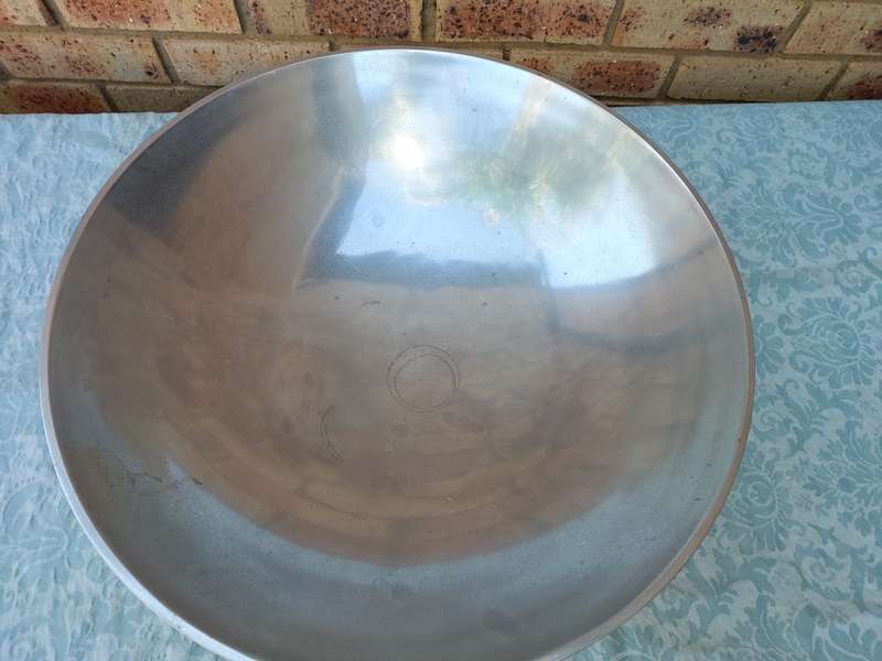AN EXTRA LARGE ALUMINIUM  ALLOY FRUIT OR PUNCH BOWL IN GREAT CONDITION
