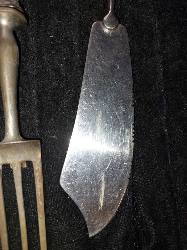A COLLECTION OF ANTIQUE CUTLERY