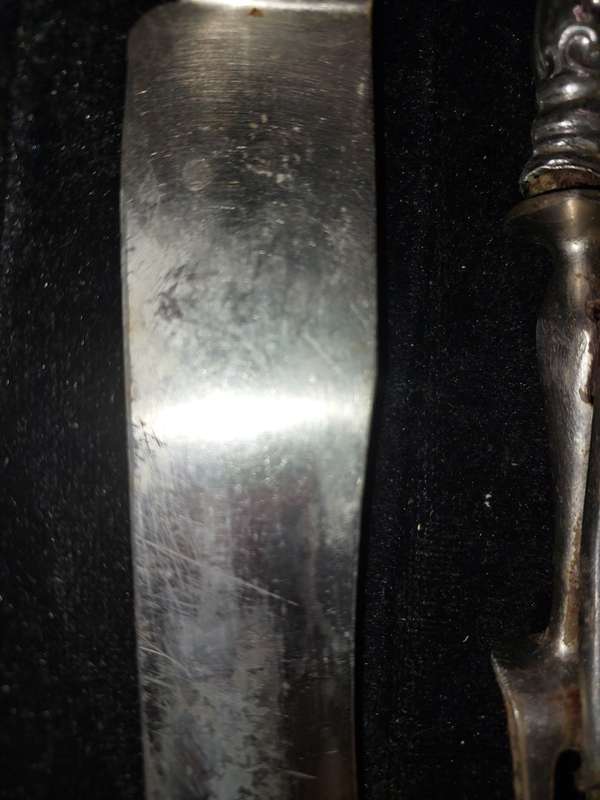 A COLLECTION OF ANTIQUE CUTLERY